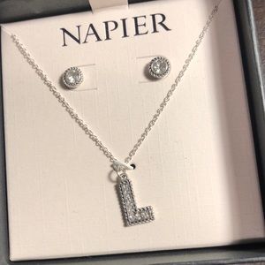 brand new necklace and earrings